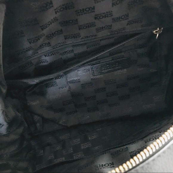 ❌SOLD❌Michael Kors Large Black Tote Bag - Picture 8 of 9